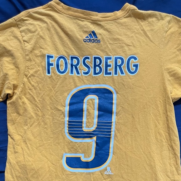 Filip Forsberg - Nashville Predators Youth Medium Tee - Picture 2 of 2